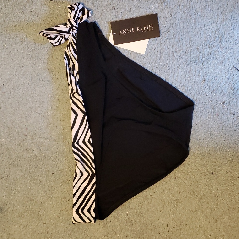 NWT Anne Klein Black and White Bikini Bottoms 👙 Size 8
